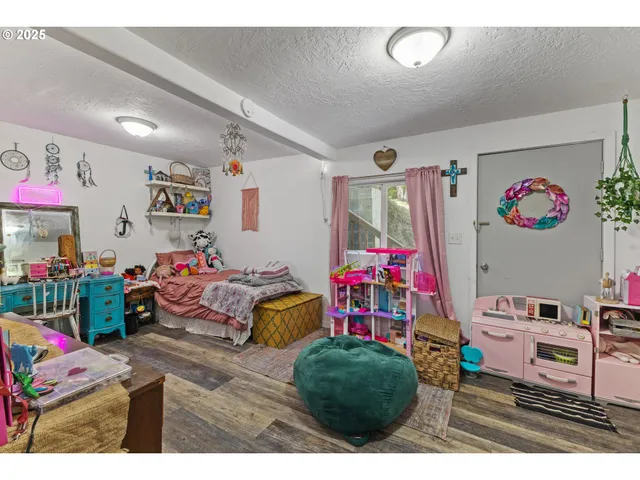 $499,000 | 55593 Glen Aiken Creek Road, Coquille, OR 97423