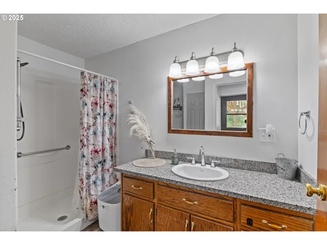 $499,000 | 55593 Glen Aiken Creek Road, Coquille, OR 97423