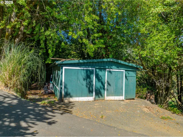 $499,000 | 55593 Glen Aiken Creek Road, Coquille, OR 97423