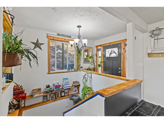 $499,000 | 55593 Glen Aiken Creek Road, Coquille, OR 97423