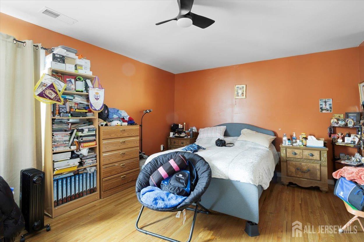 314 Goodwin Street Perth Amboy, NJ 08861 - Photo 23 of 26