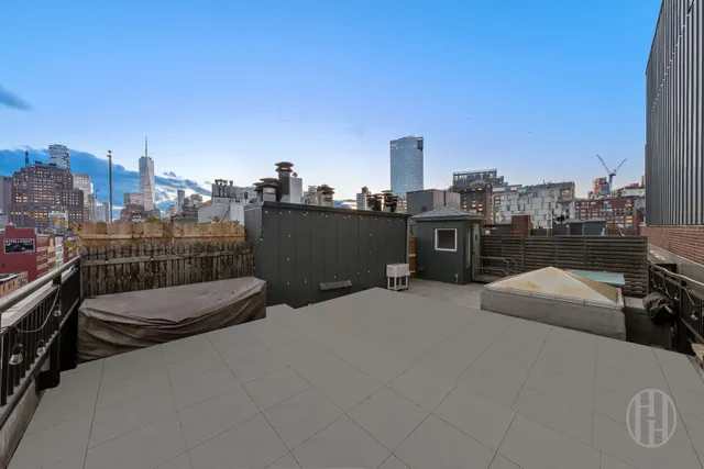 $9,600 | 426 West Broadway, Unit 6F | SoHo