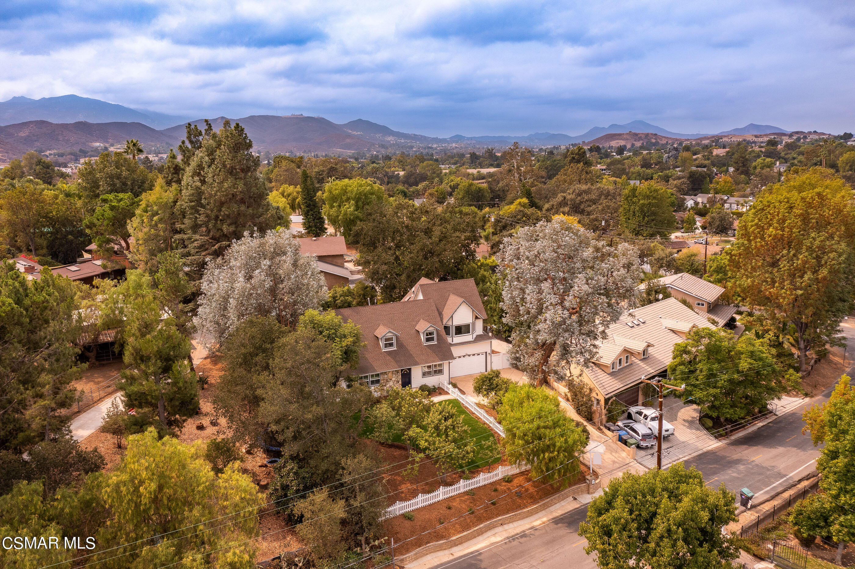 692 Rancho Road Thousand Oaks, CA 91362 - Photo 54 of 55 an aerial view of residential houses with outdoor space