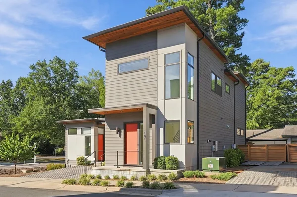 $850,000 | 101 Inara Court, Carrboro, NC 27510