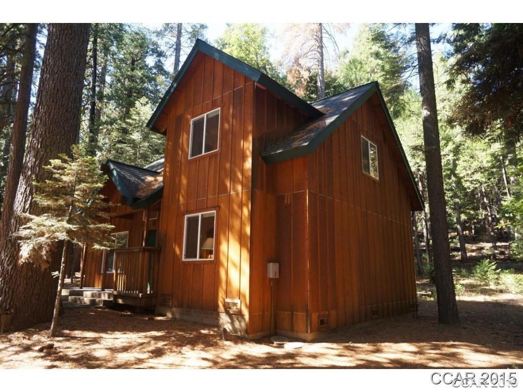 3816 Apache Road Dorrington, CA 95223 - Photo 1 of 1 a view of a house with a yard