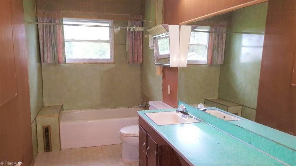 4400 Hampton Road Clemmons, NC 27012 - Photo 11 of 15 Gallery Image 11