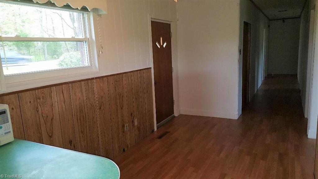 4400 Hampton Road Clemmons, NC 27012 - Photo 4 of 15 Gallery Image 4