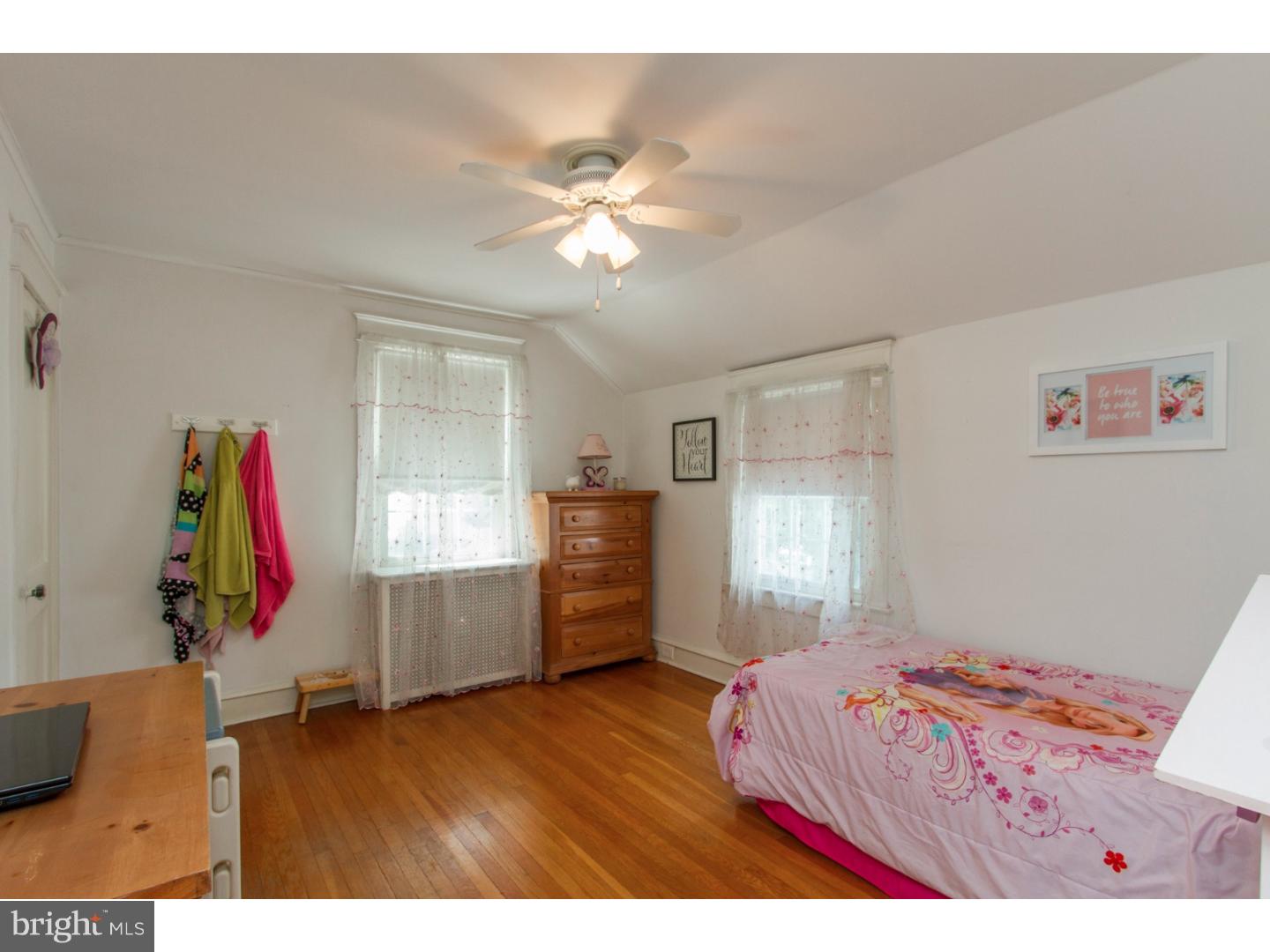 242 Lynbrooke Road Springfield, PA 19064 - Photo 15 of 23 Bedroom 3