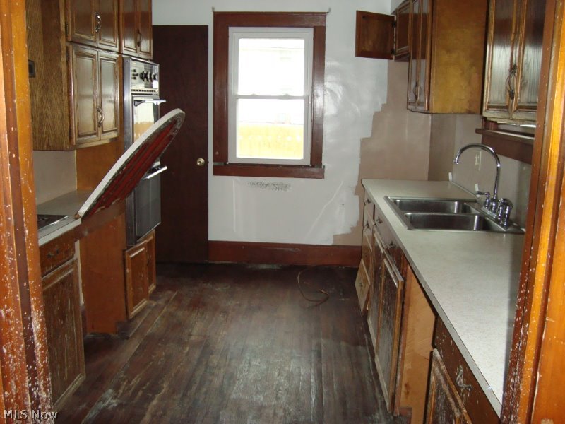 643 Hall Road Elyria, OH 44035 - Photo 2 of 12 Gallery Image 2