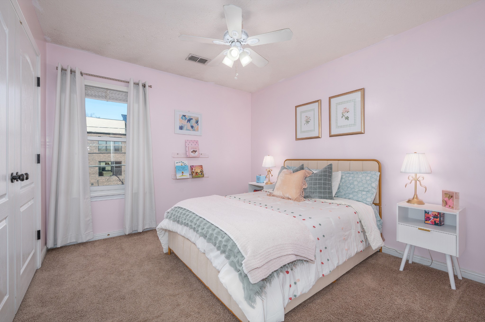 2763 Rosedale Place Nashville, TN 37211 - Photo 20 of 40 a bedroom with a bed and a chandelier