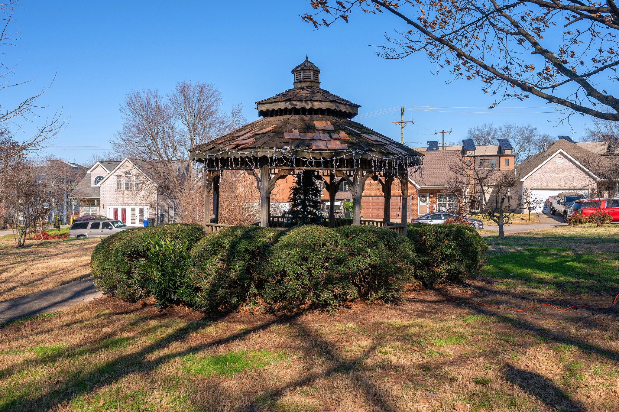 2763 Rosedale Place Nashville, TN 37211 - Photo 35 of 40 a front view of a house with a garden