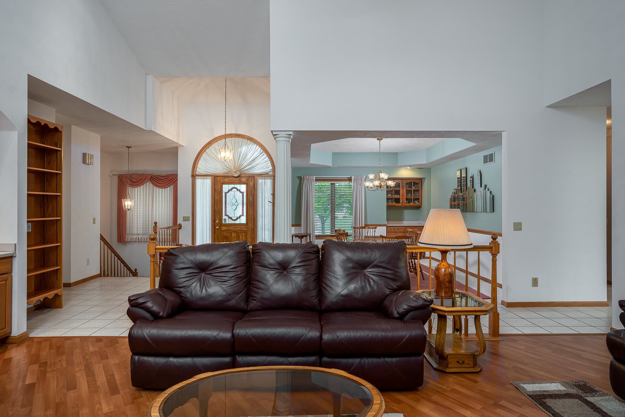 4419 Fairhaven Road Davenport, IA 52807 - Photo 8 of 29 Gallery Image 8