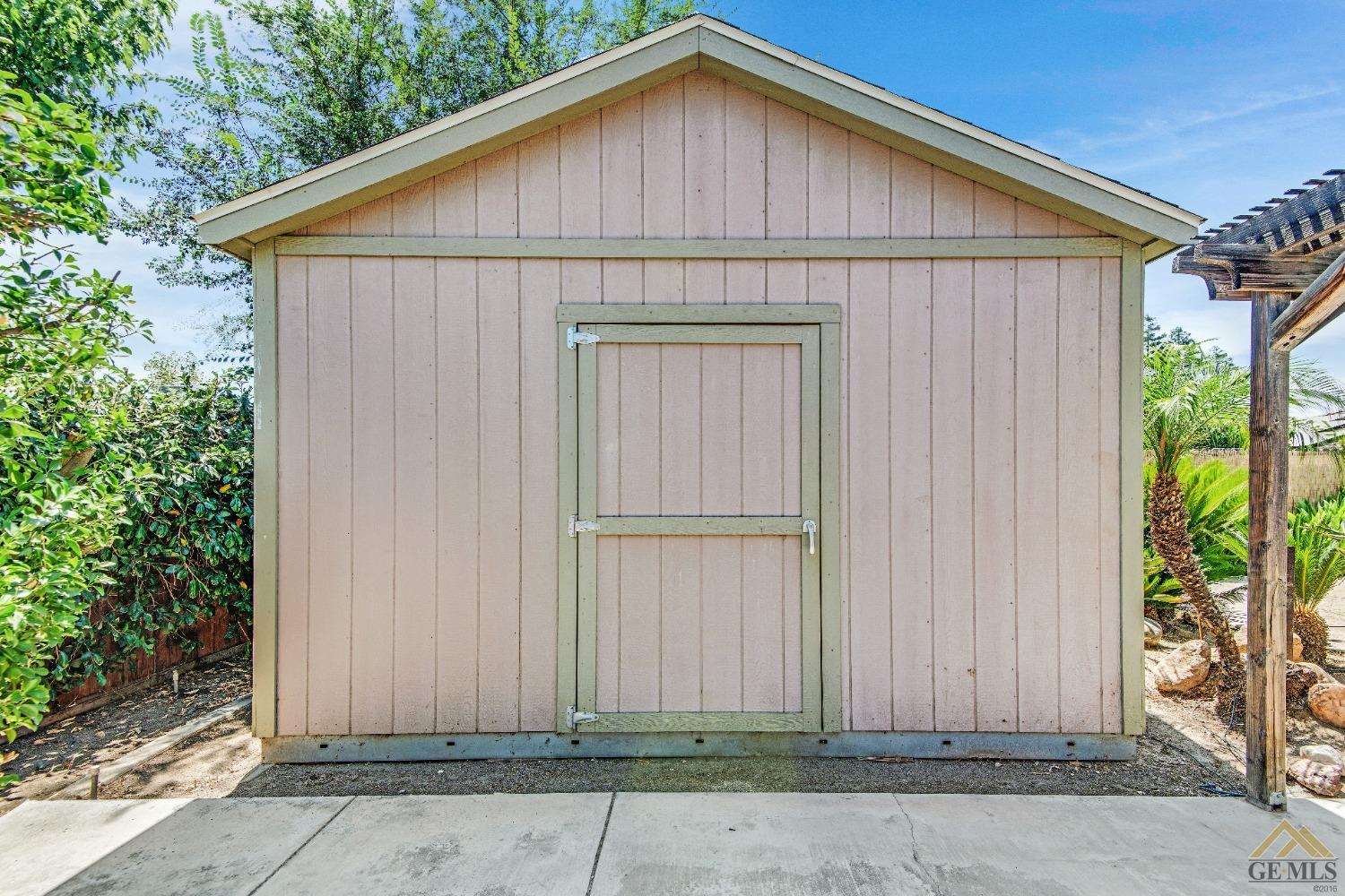 Undisclosed Address Bakersfield, CA 93311 - Photo 30 of 50 a view of barn with a small yard