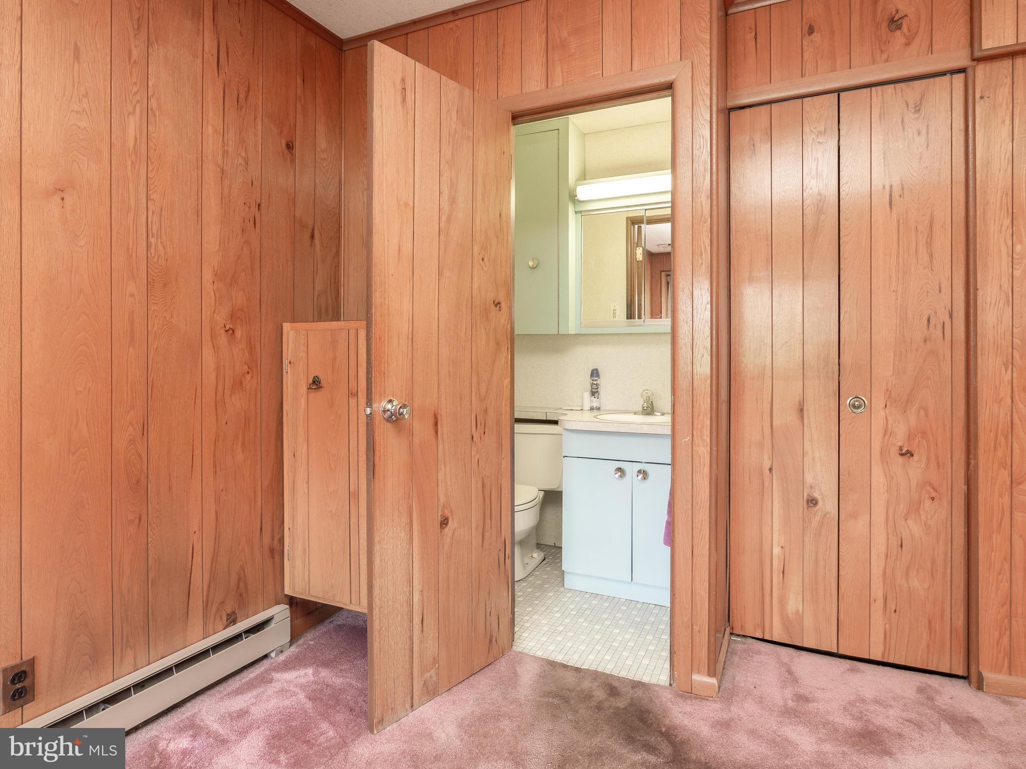 177 Friendship Road Drexel Hill, PA 19026 - Photo 11 of 20 Powder Room on Main Floor