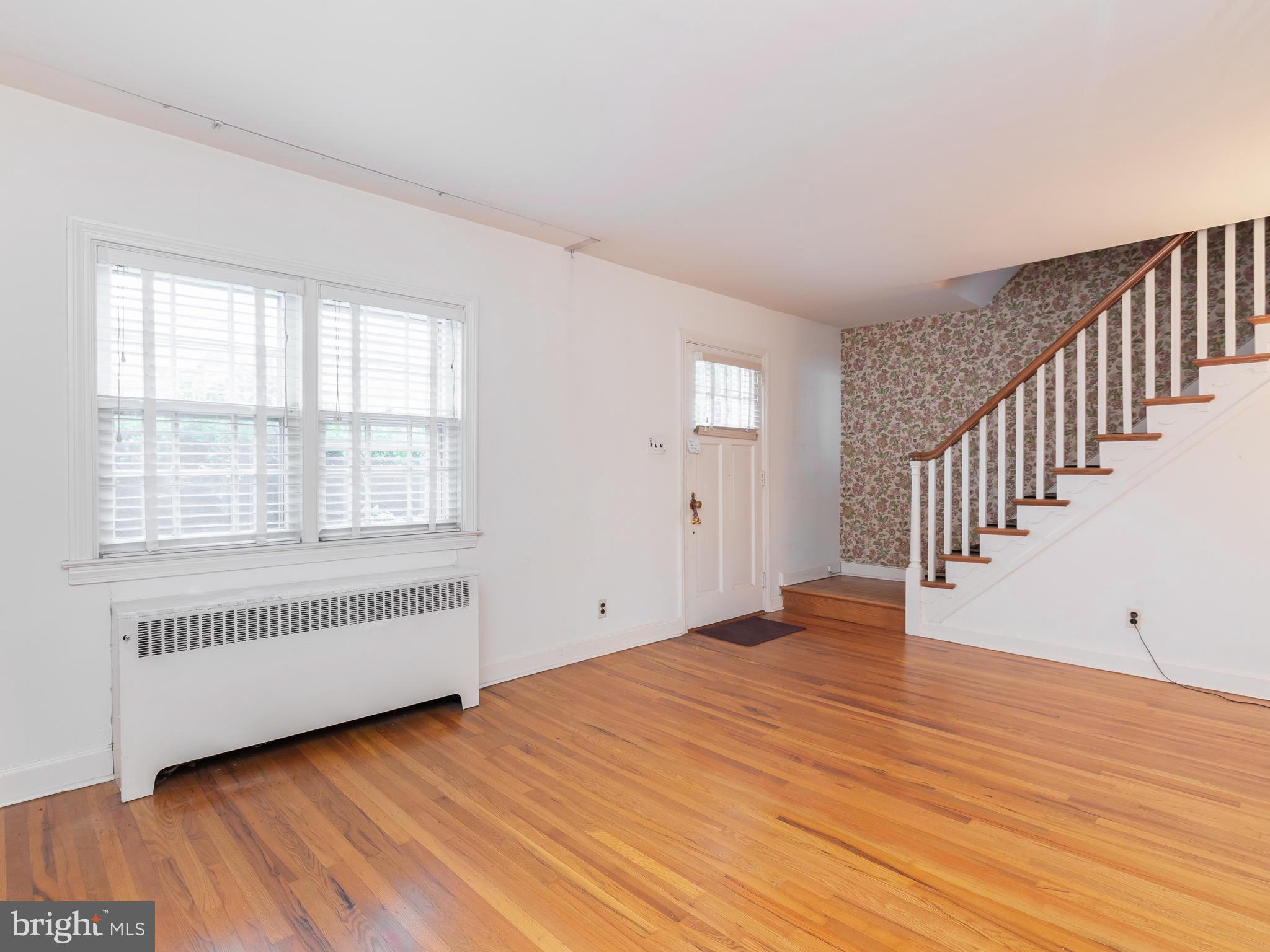 177 Friendship Road Drexel Hill, PA 19026 - Photo 4 of 20 Living Room - Plenty of Natural Light!