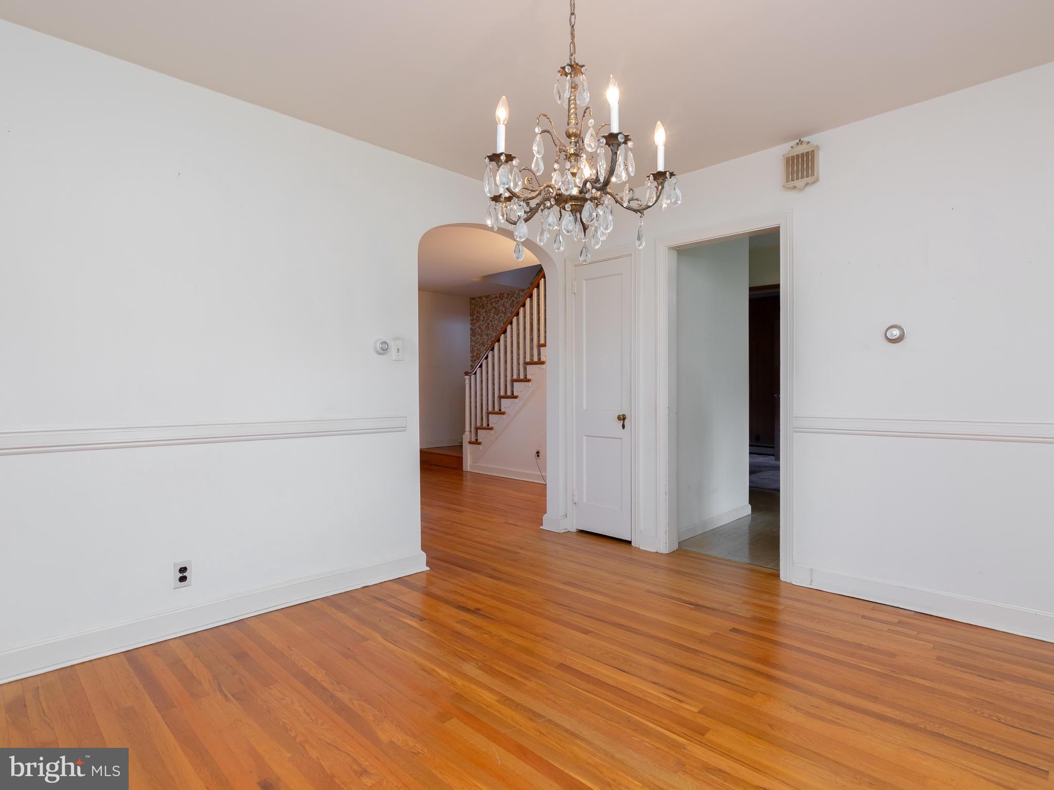177 Friendship Road Drexel Hill, PA 19026 - Photo 6 of 20 Dining Room - Convenient to Kitchen