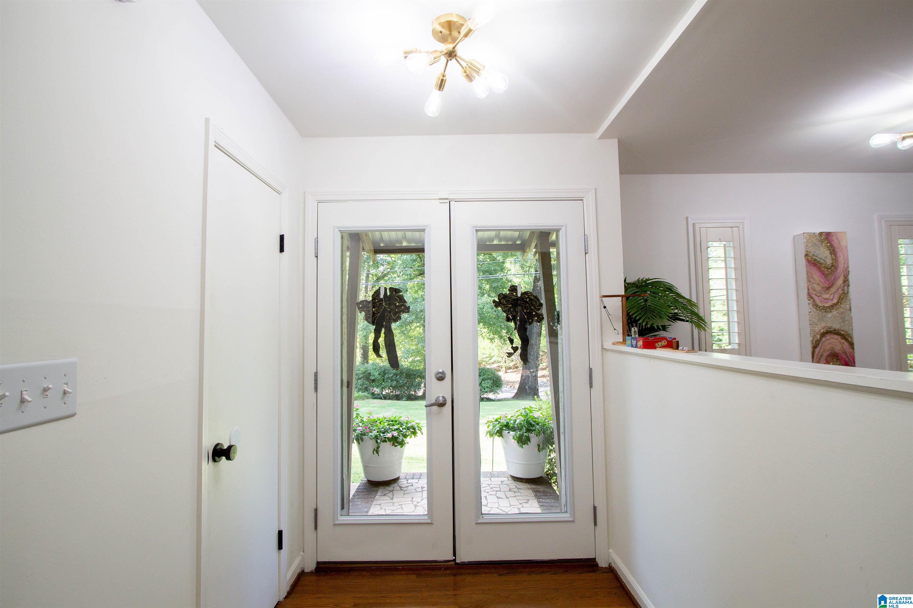 3295 Greendale Road Birmingham, AL 35243 - Photo 5 of 66