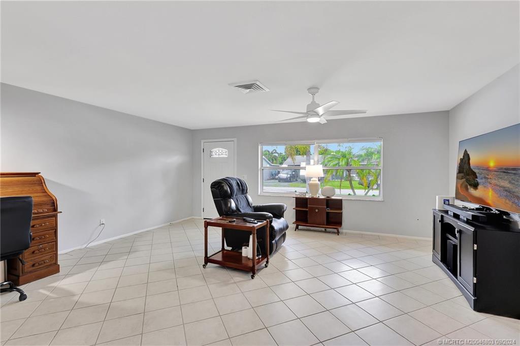 1900 Southeast Madison Street Stuart, FL 34997 - Photo 10 of 34 Gallery Image 10