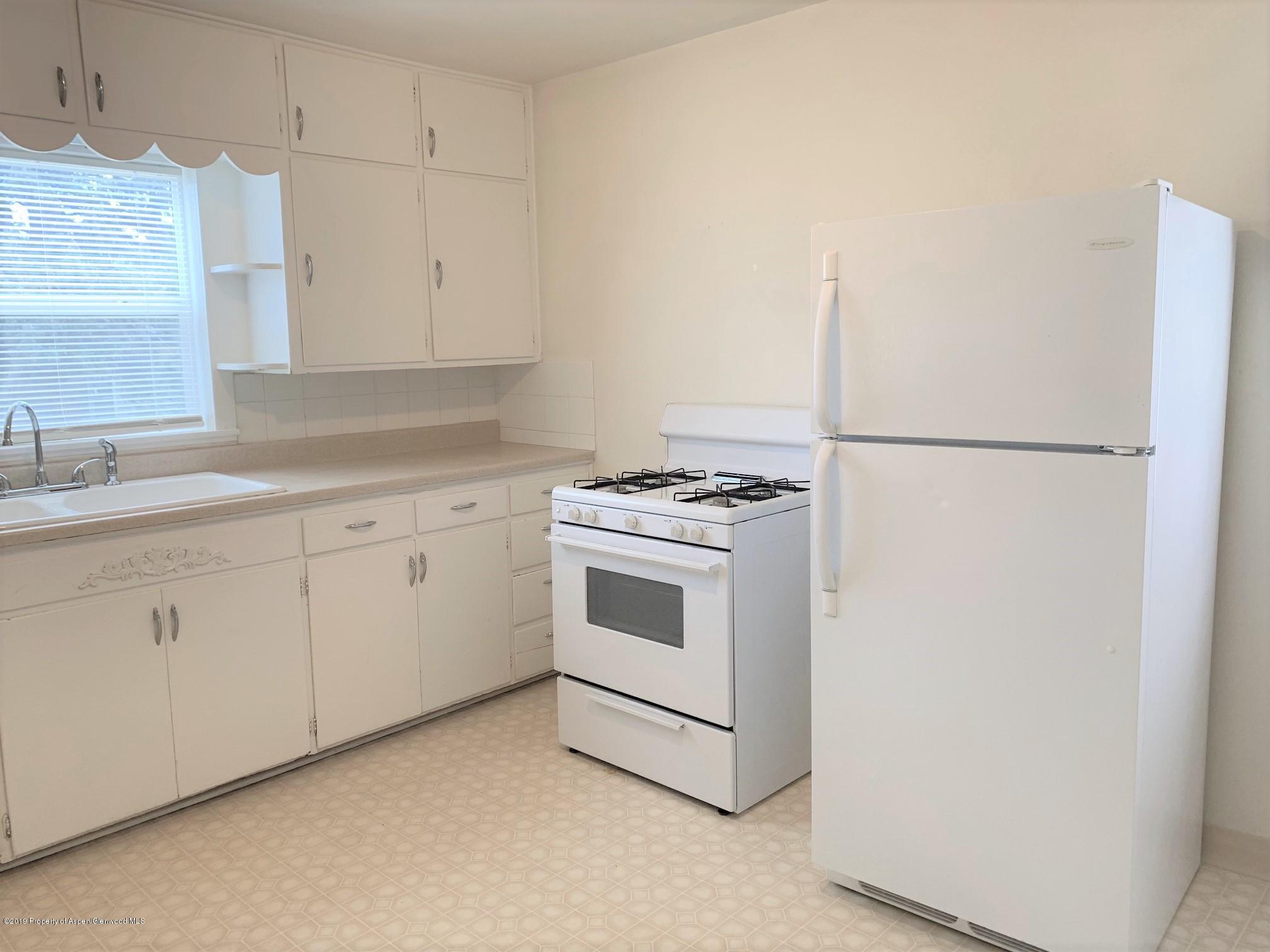 422 East 10th Street Rifle, CO 81650 - Photo 6 of 19 kitchen 2