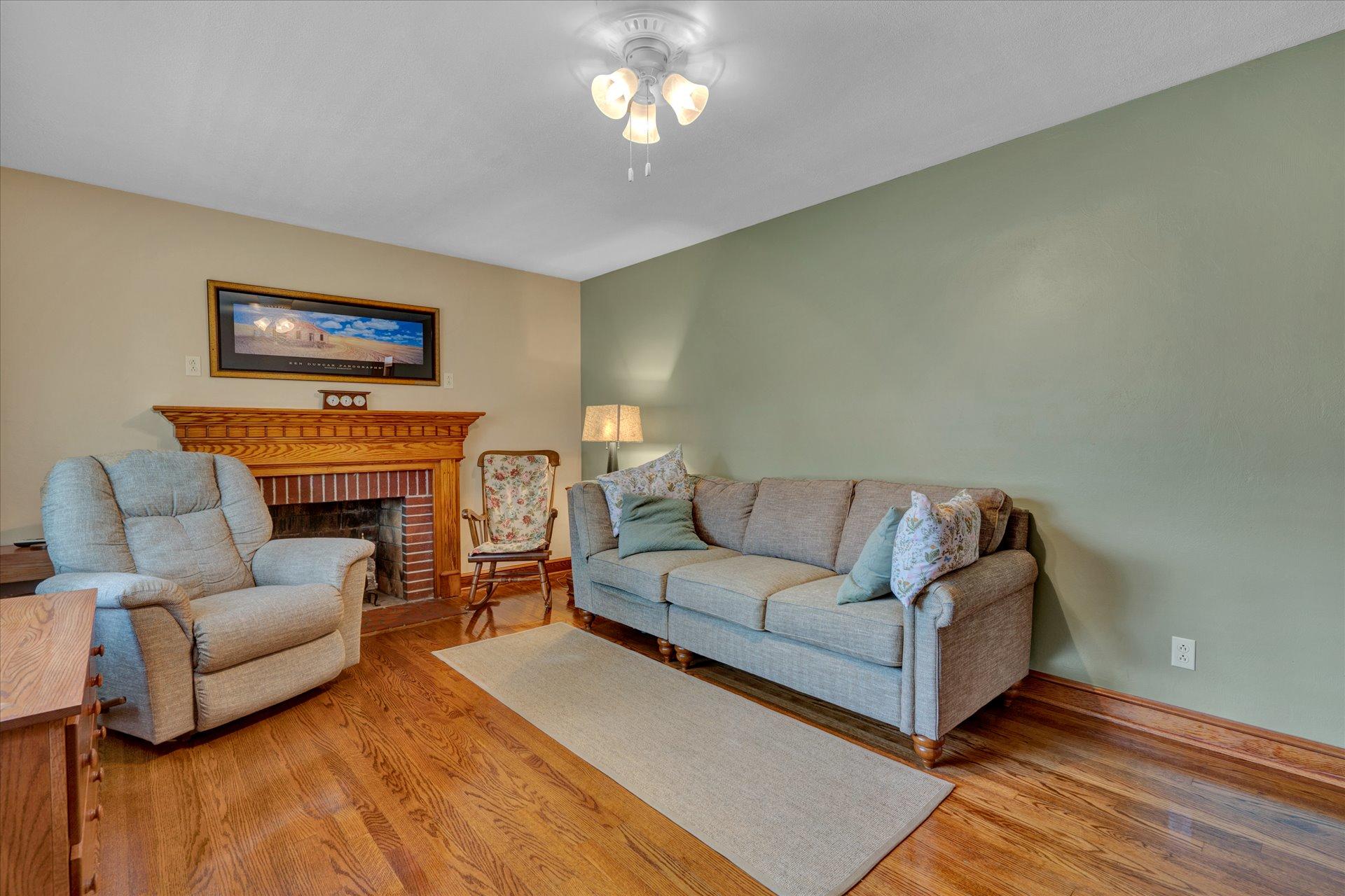 100 Cornell Road Rocky Mount, VA 24151 - Photo 6 of 28 04-Shows Great 100 Cornell Rd (2 of 30)