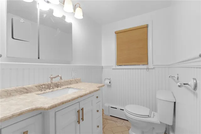 $550,000 | 233 Turnpike Avenue, Portsmouth, RI 02871