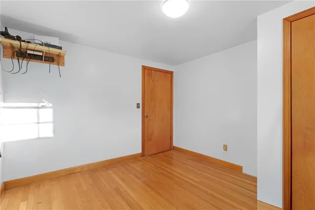 $550,000 | 233 Turnpike Avenue, Portsmouth, RI 02871