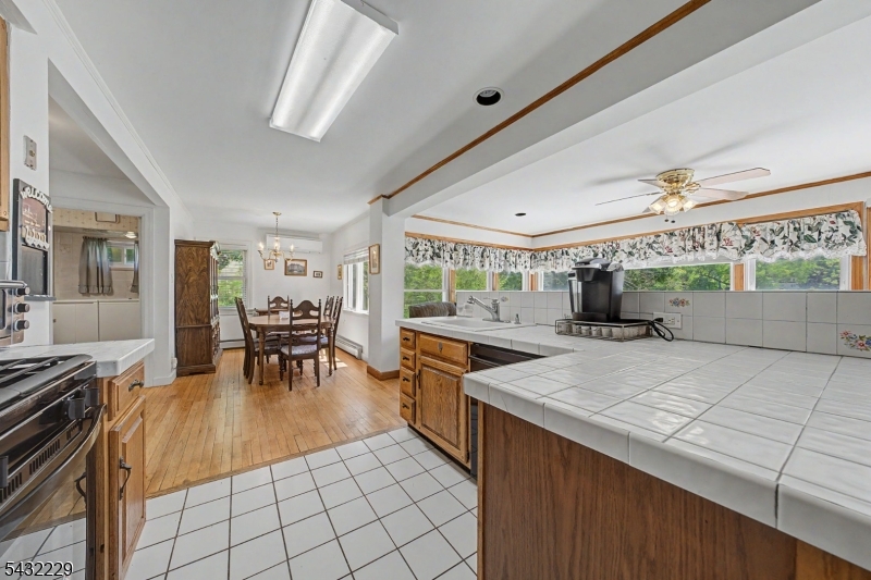 55 Intervale Road Boonton, NJ 07005 - Photo 8 of 40