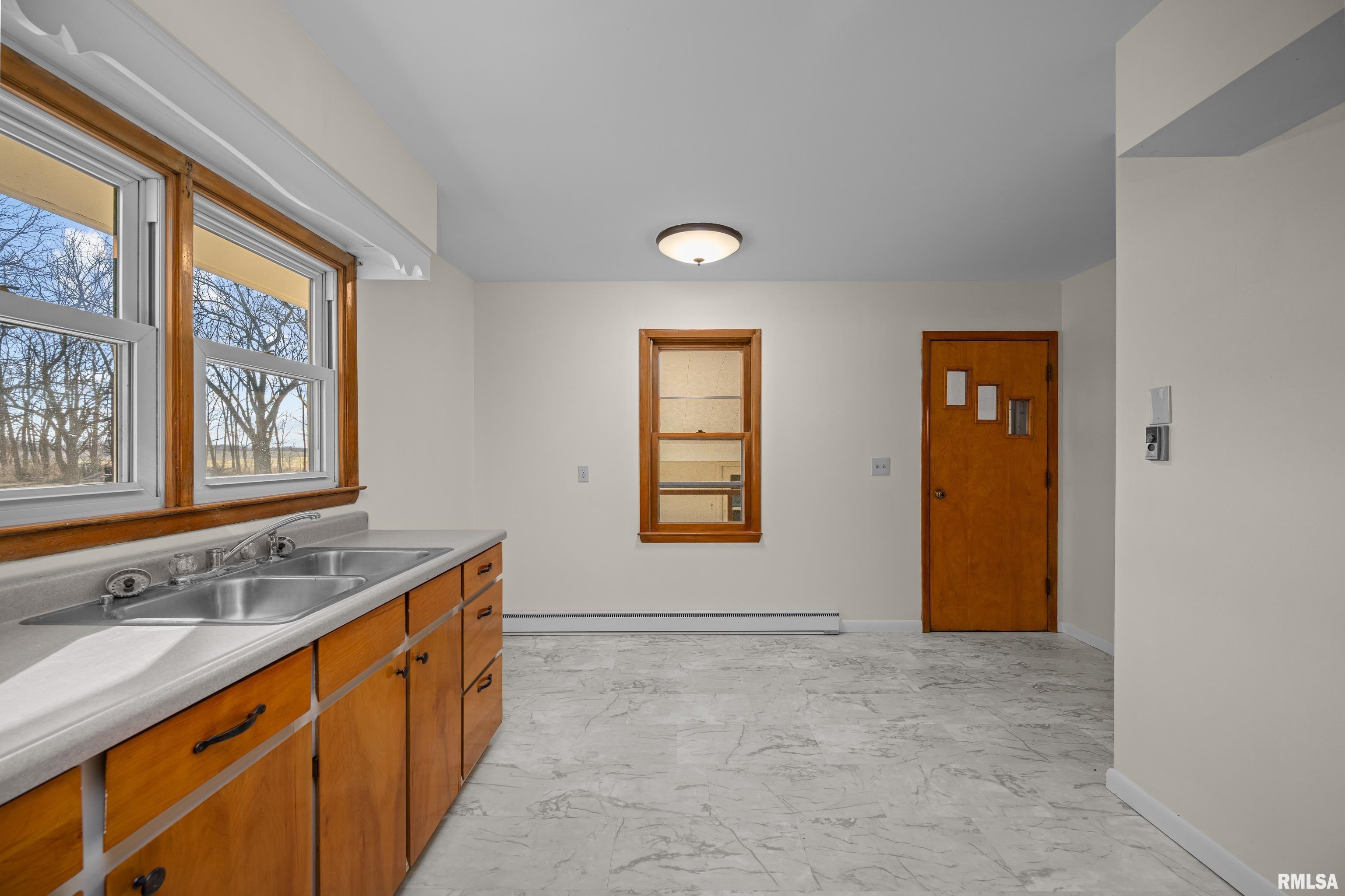10290 1 Mile Road Thomson, IL 61285 - Photo 8 of 24
