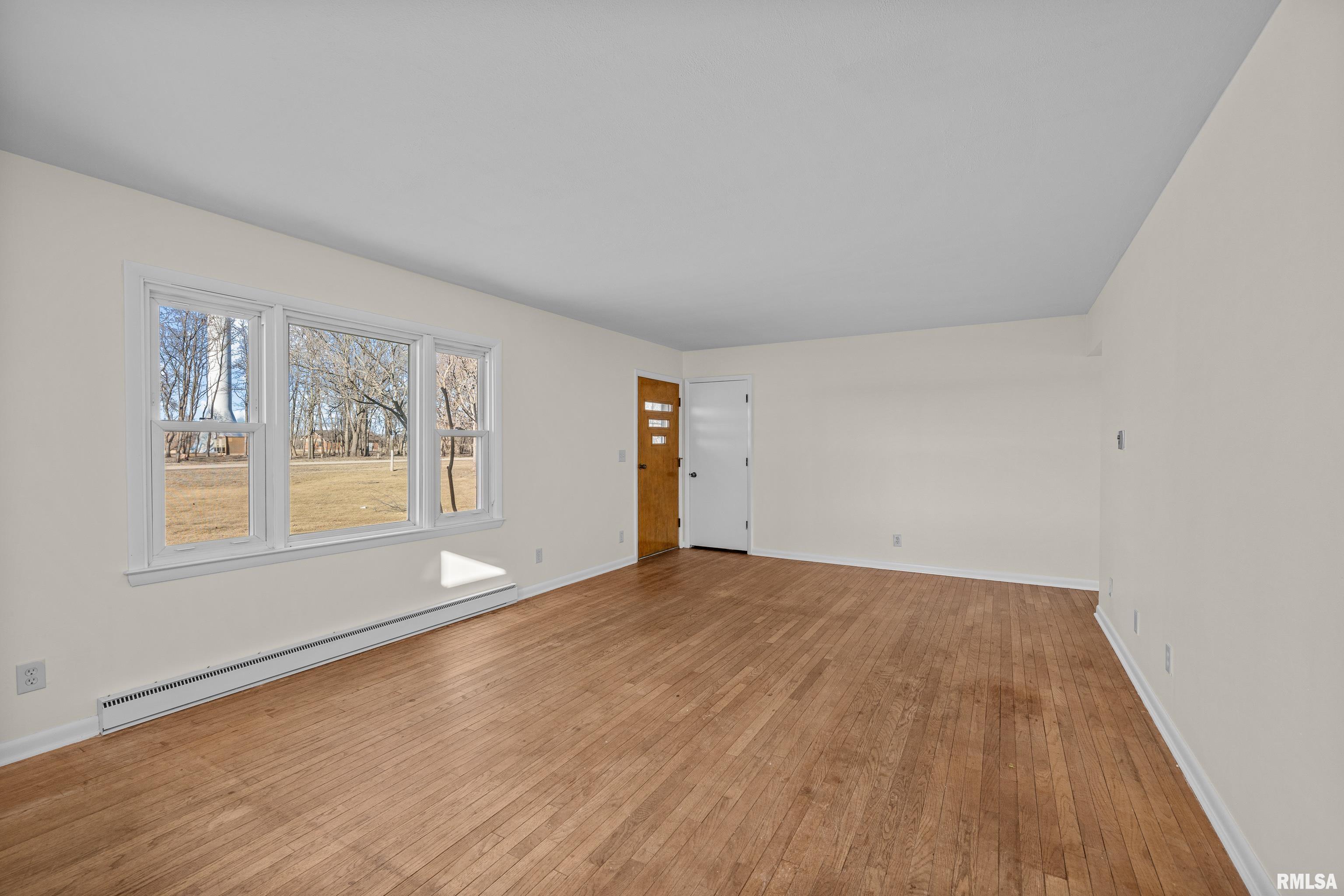 10290 1 Mile Road Thomson, IL 61285 - Photo 9 of 24