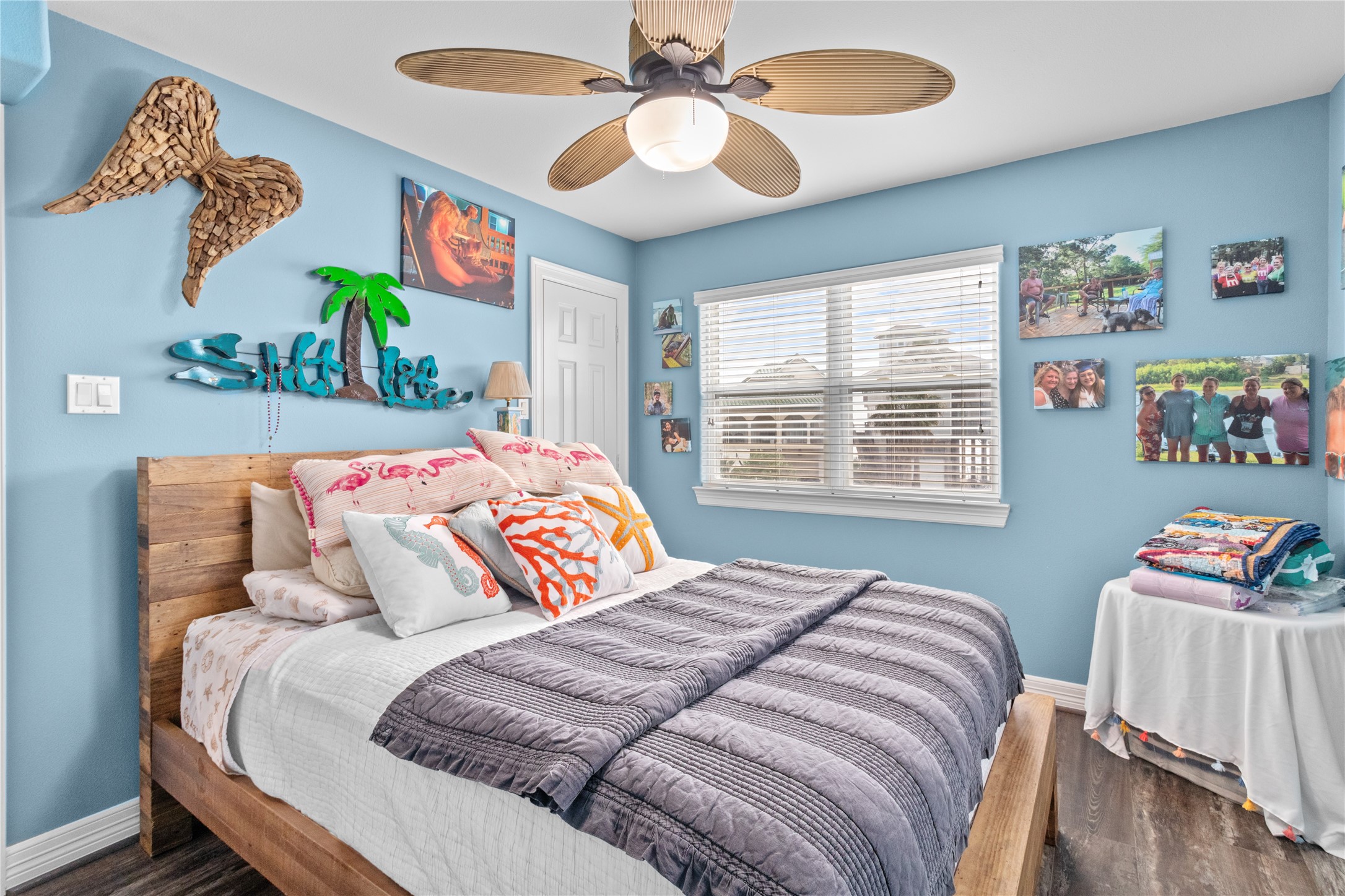 106 Isles End Road Tiki Island, TX 77554 - Photo 8 of 44 a bedroom with a bed and a window