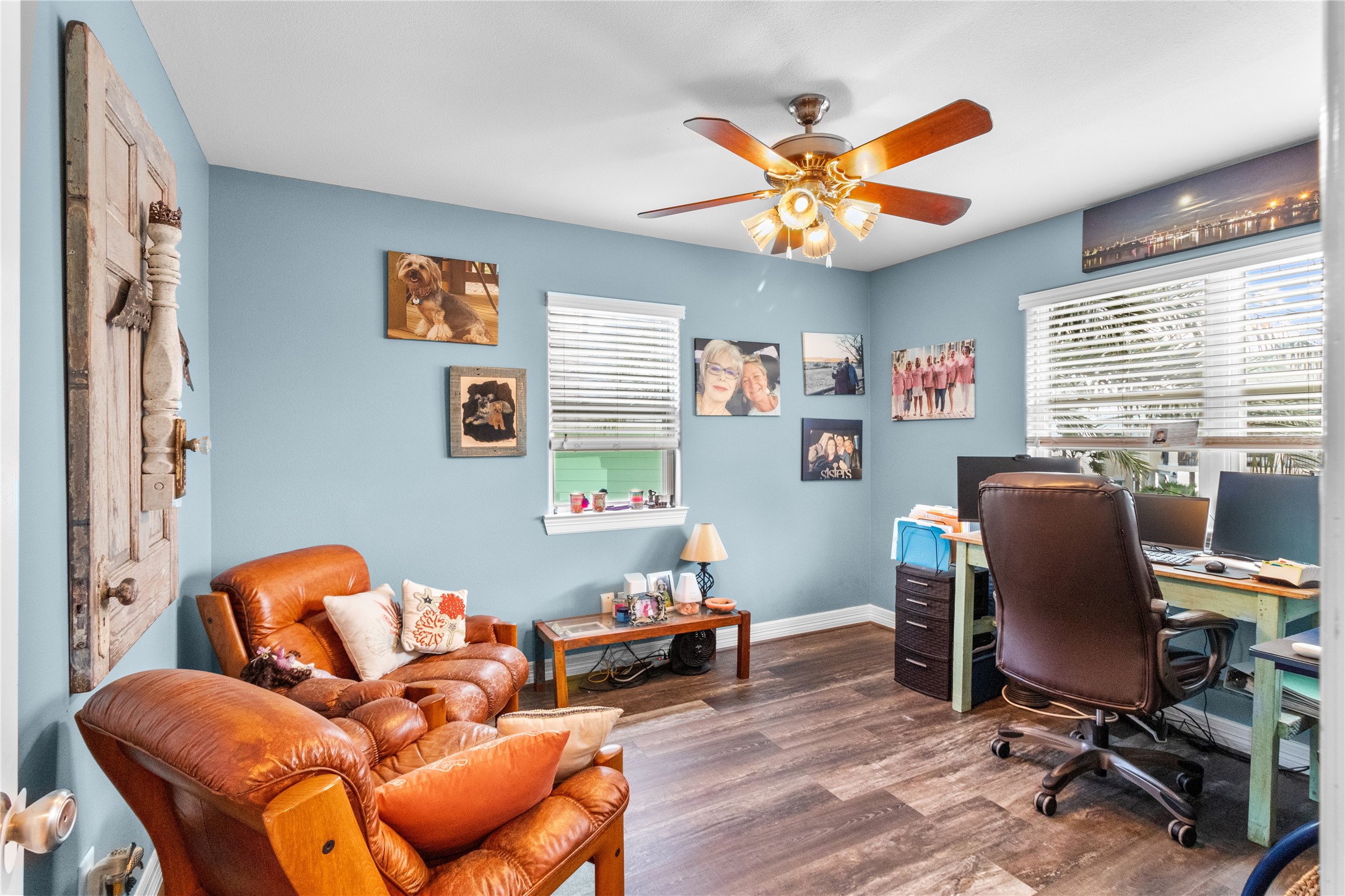 106 Isles End Road Tiki Island, TX 77554 - Photo 9 of 44 a work room with furniture and a window
