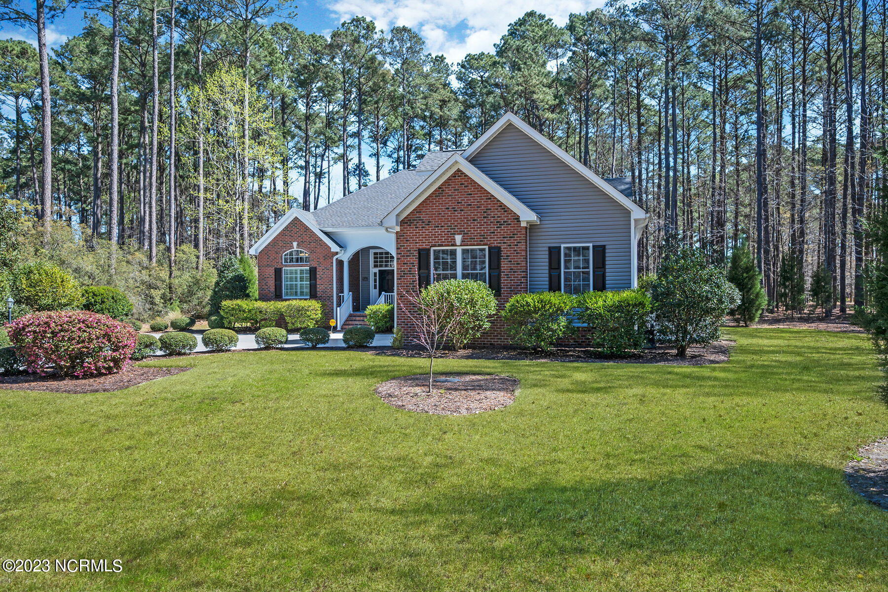 203 Rappahannock Drive Chocowinity, NC 27817 - Photo 3 of 51 003 Front of Home View 2