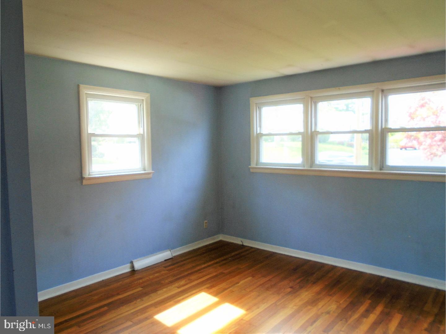 2423 Larkin Road Marcus Hook, PA 19061 - Photo 5 of 11 Bedroom
