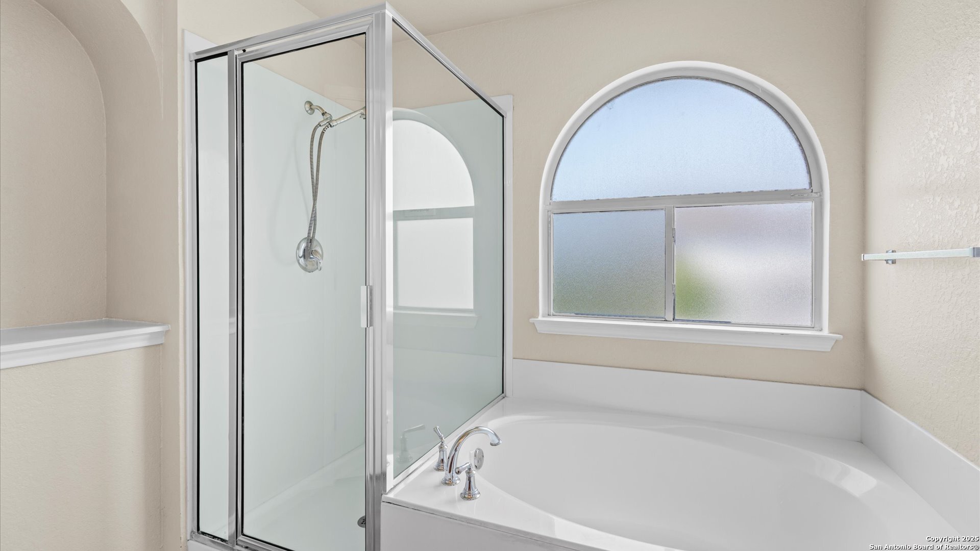 128 Pilot Cibolo, TX 78108 - Photo 8 of 22 a white bath tub sitting next to a shower