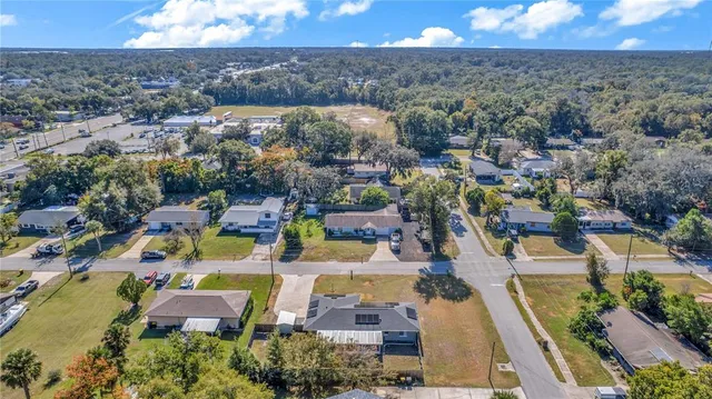 $319,999 | 295 Brooklyn Avenue, Orange City, FL 32763