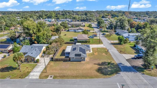 $319,999 | 295 Brooklyn Avenue, Orange City, FL 32763