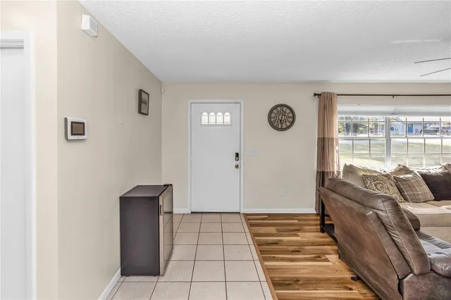 $319,999 | 295 Brooklyn Avenue, Orange City, FL 32763