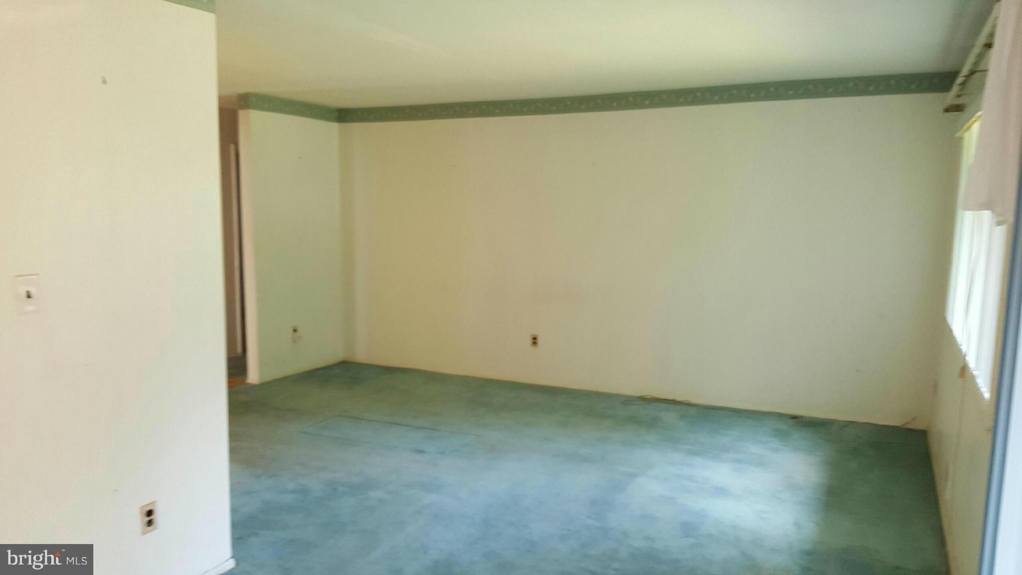 4409 Havelock Road Lanham, MD 20706 - Photo 5 of 22 Living Room