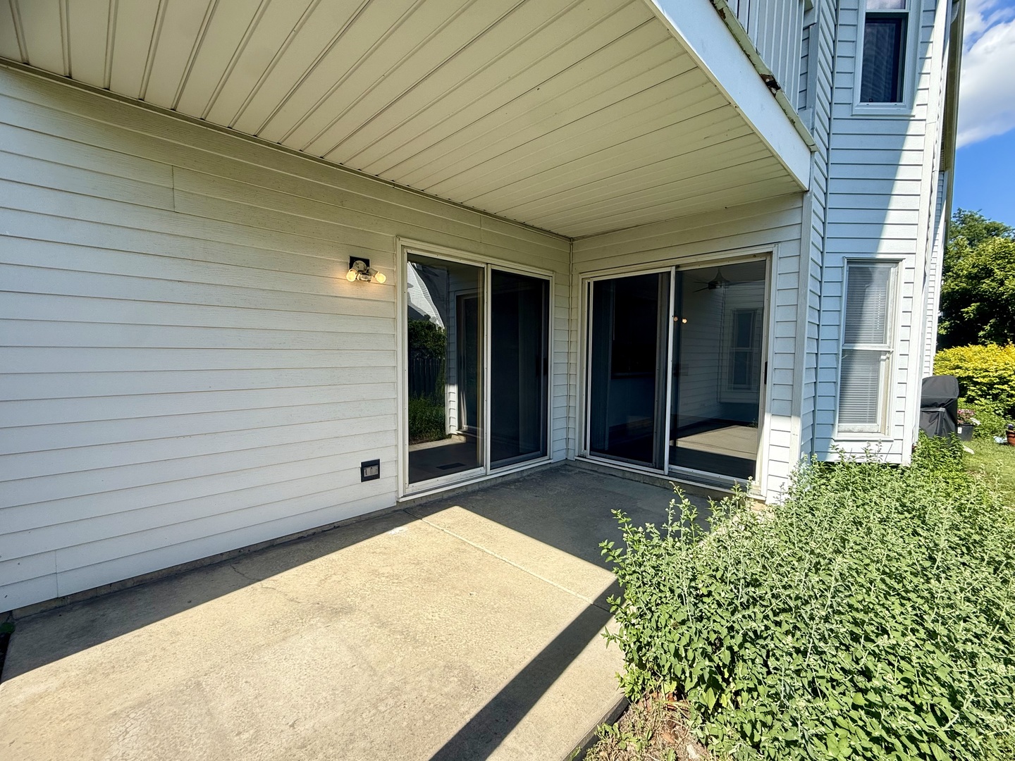 9513 Washington Road Morton Grove, IL 60053 - Photo 2 of 15