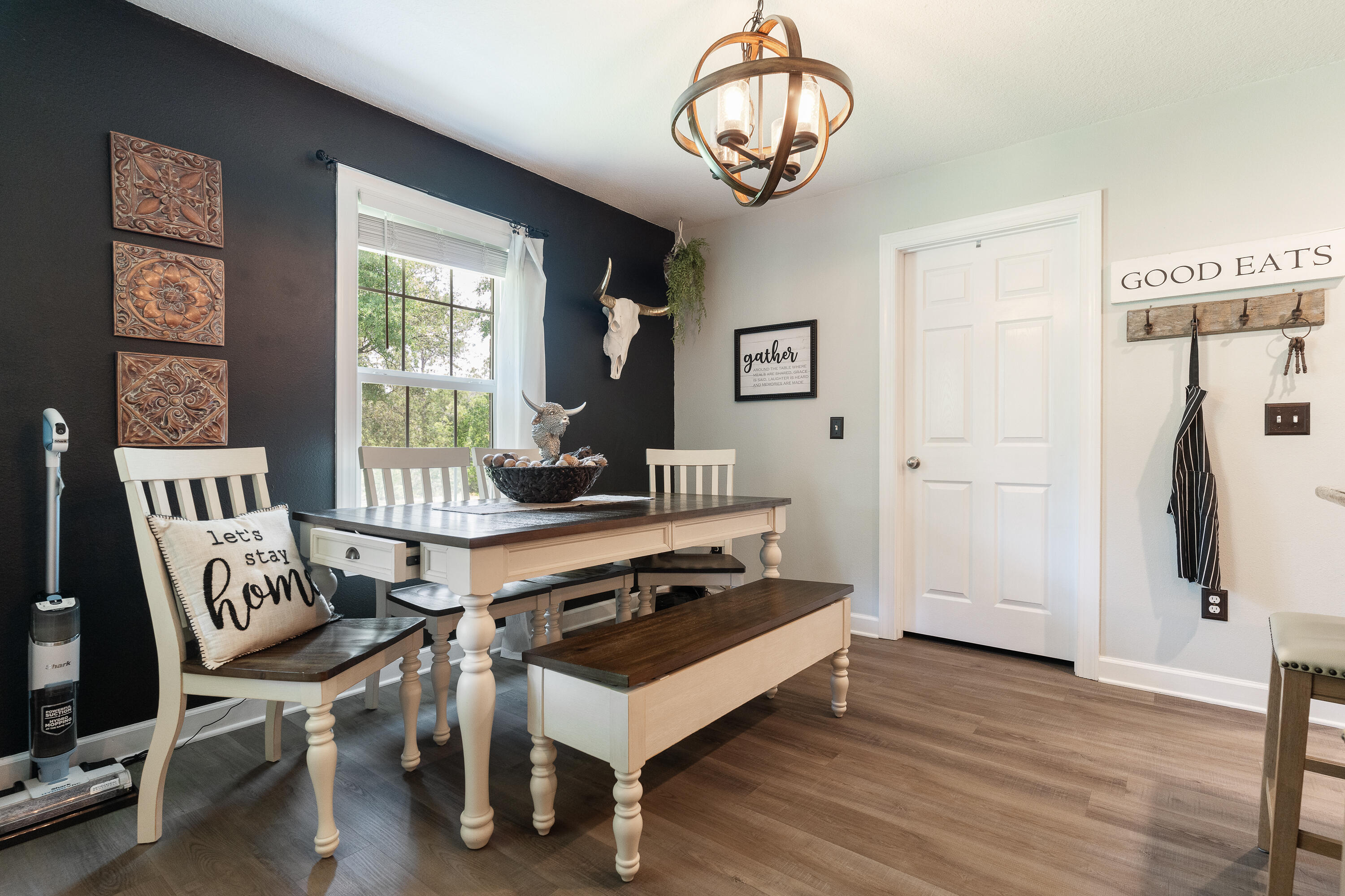 6263 Old River Road Baker, FL 32531 - Photo 32 of 69 a living room with furniture