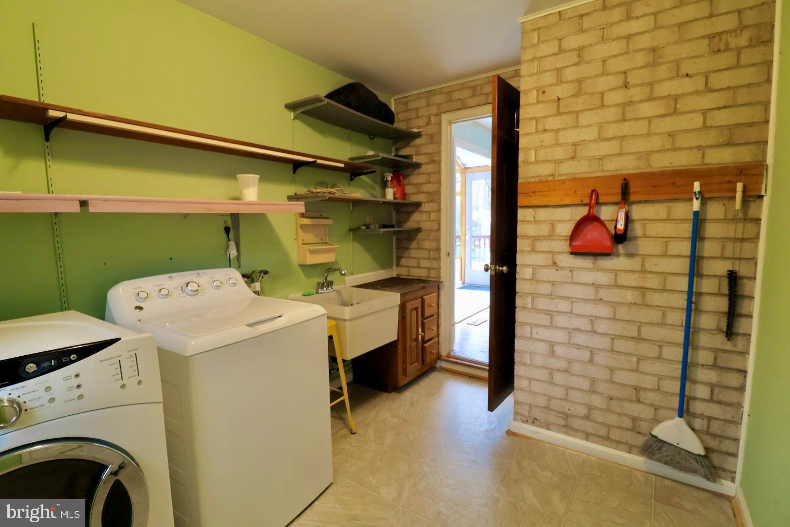 11312 Myrtle Lane Reston, VA 20191 - Photo 11 of 23 Large laundry room, additional entry from carport