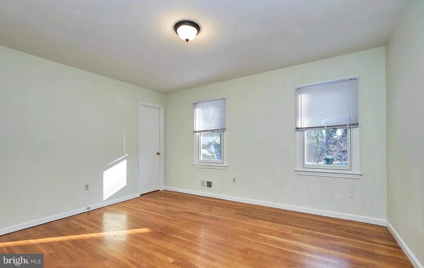 11312 Myrtle Lane Reston, VA 20191 - Photo 16 of 23 2nd Bedroom with walk-in closet