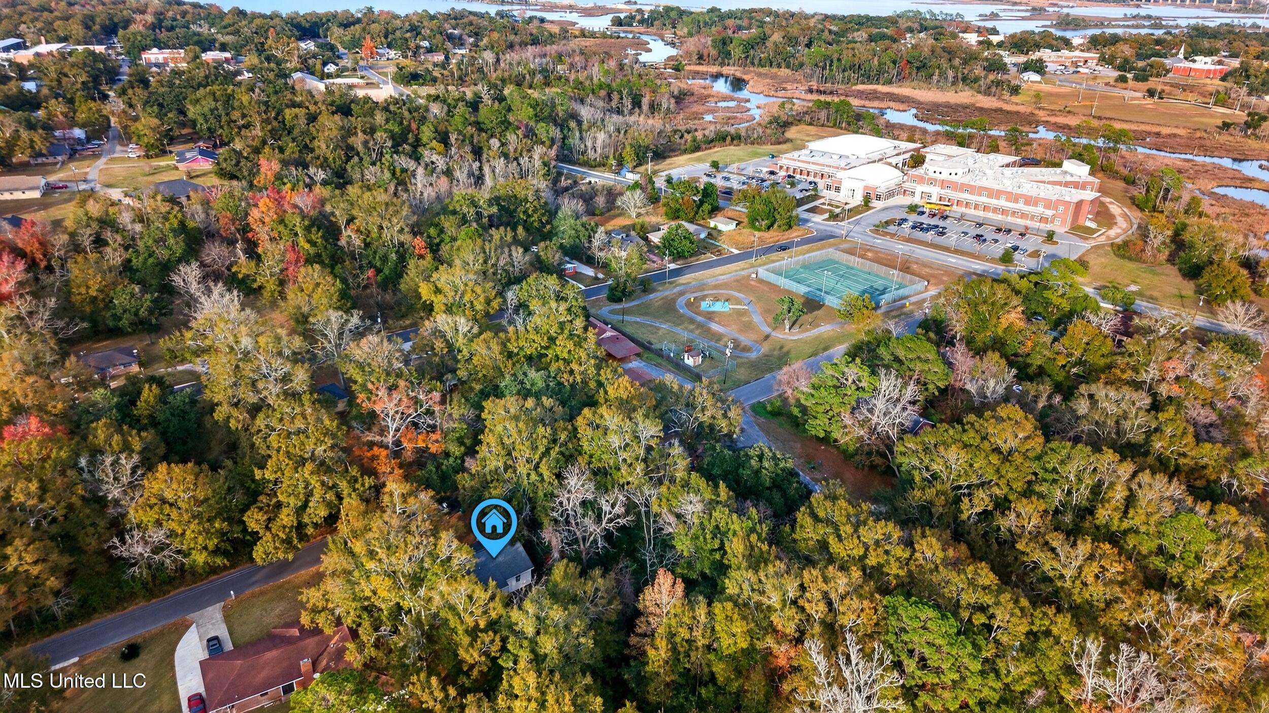 3718 Howze Street Moss Point, MS 39563 - Photo 28 of 31 30_aerial 3