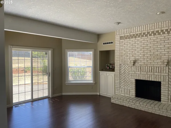 $1,200,000 | 2650 Hoo Doo Drive Northwest, Salem, OR 97304