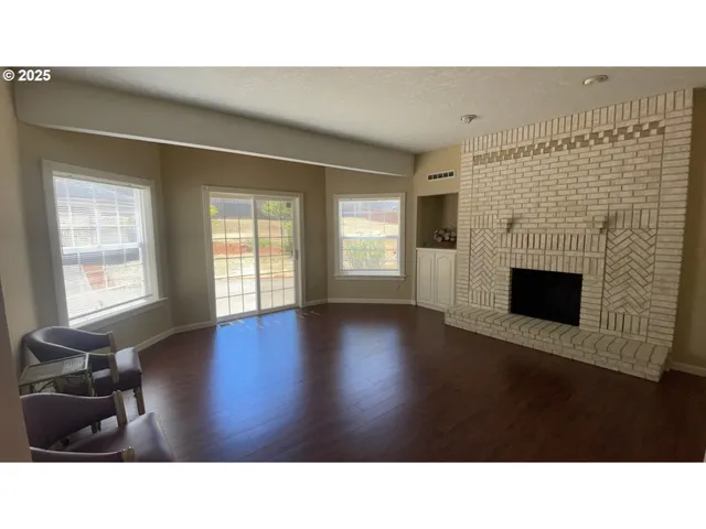 $1,200,000 | 2650 Hoo Doo Drive Northwest, Salem, OR 97304