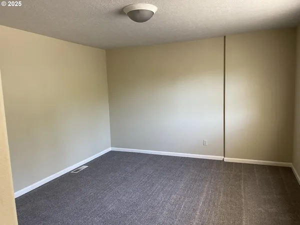 $1,200,000 | 2650 Hoo Doo Drive Northwest, Salem, OR 97304