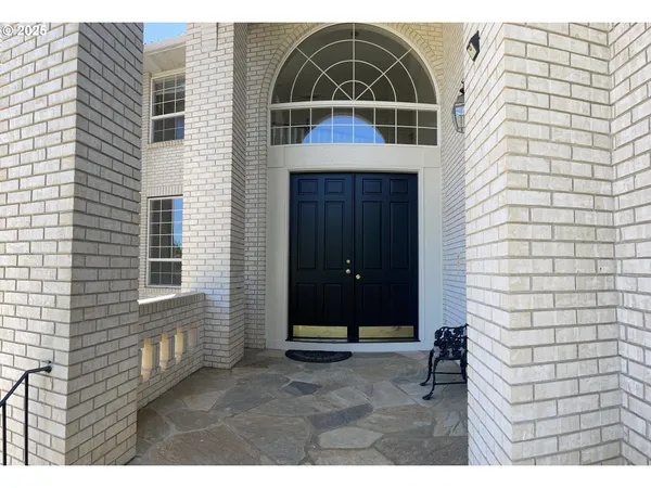 $1,200,000 | 2650 Hoo Doo Drive Northwest, Salem, OR 97304