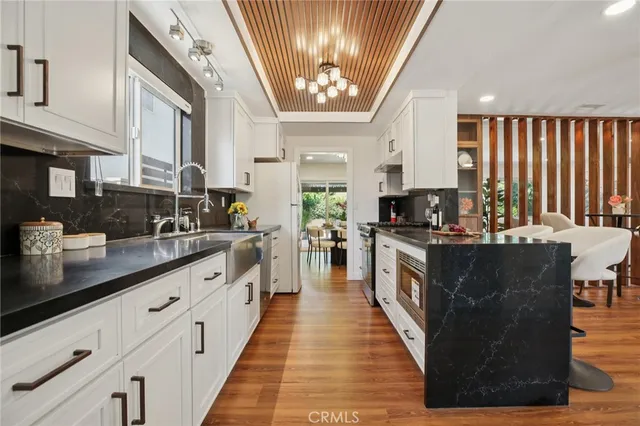 $1,568,000 | 1533 West San Lorenzo Avenue, Santa Ana, CA 92704