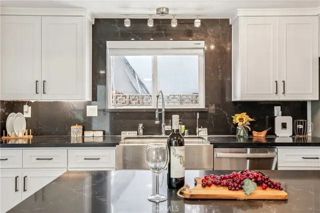 $1,489,000 | 1533 West San Lorenzo Avenue, Santa Ana, CA 92704