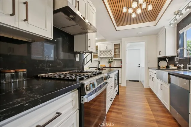 $1,568,000 | 1533 West San Lorenzo Avenue, Santa Ana, CA 92704